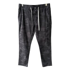 Vuori Pants Cargo Camo Black Grey Athletic Casual Gorpcore Athleisure Sz Medium
